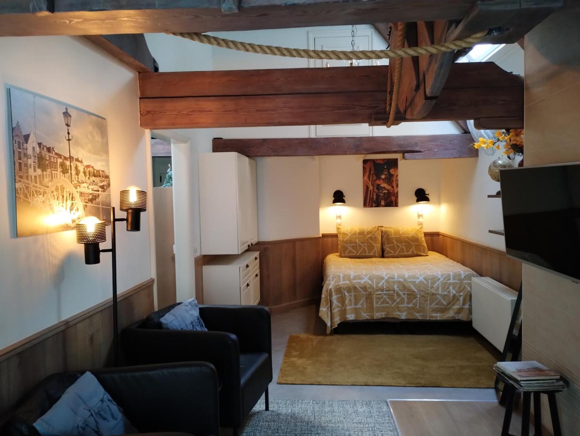 Vrye Heerlykheyd (Adults Only) Lejlighed Middelburg Eksteriør billede